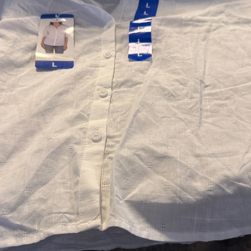 beachlunchlounge White Peasant-Style Button Front Blouse - Picture 9 of 12